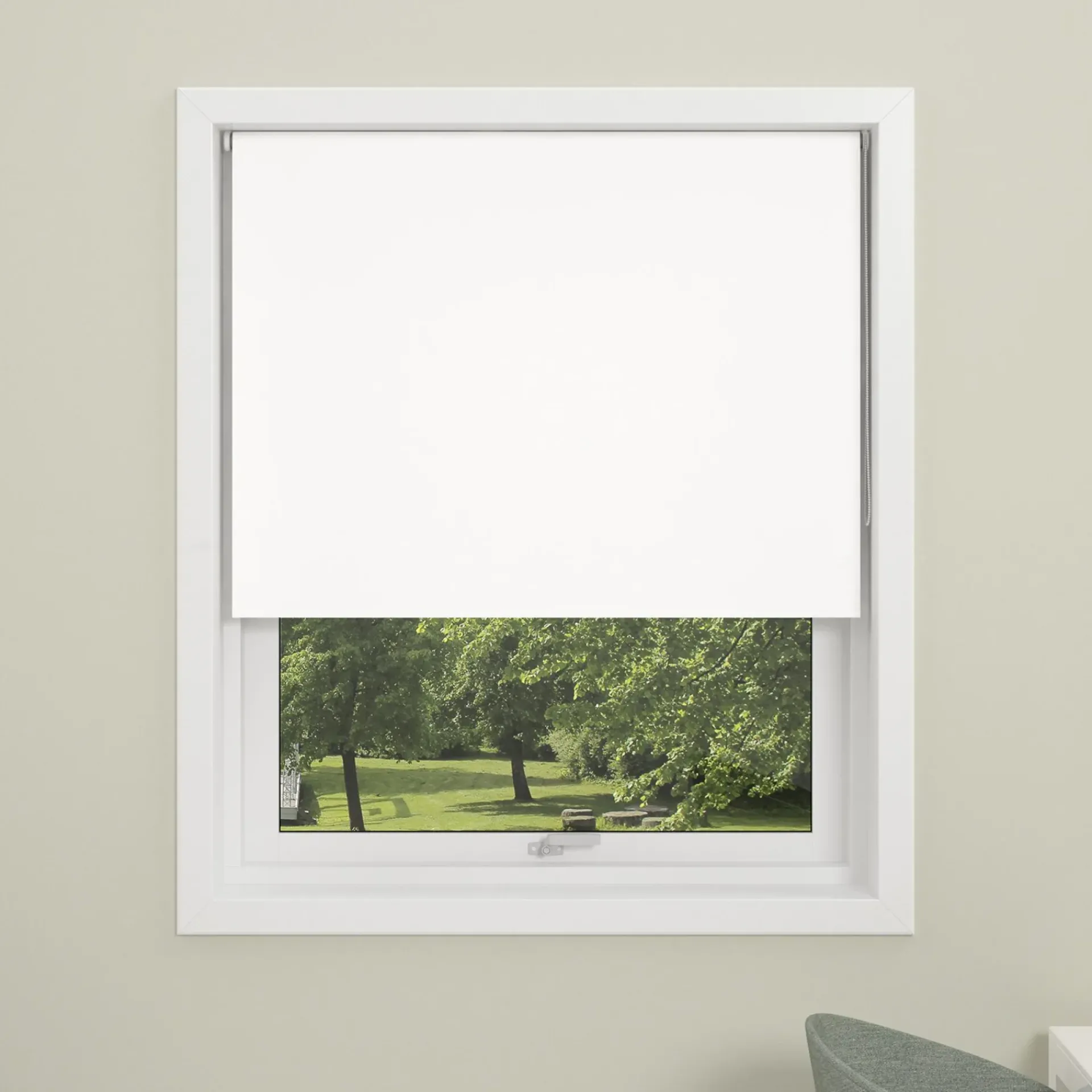 Debel UNI BO MØRKLÆGNINGSGARDIN 110X175 CM HVID