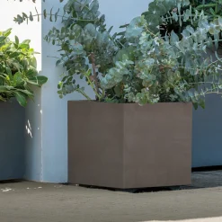 Deroma MILLENIUM 208-623 PLANTEKASSE PLASTIK SANDSTEN 49X49X49 CM