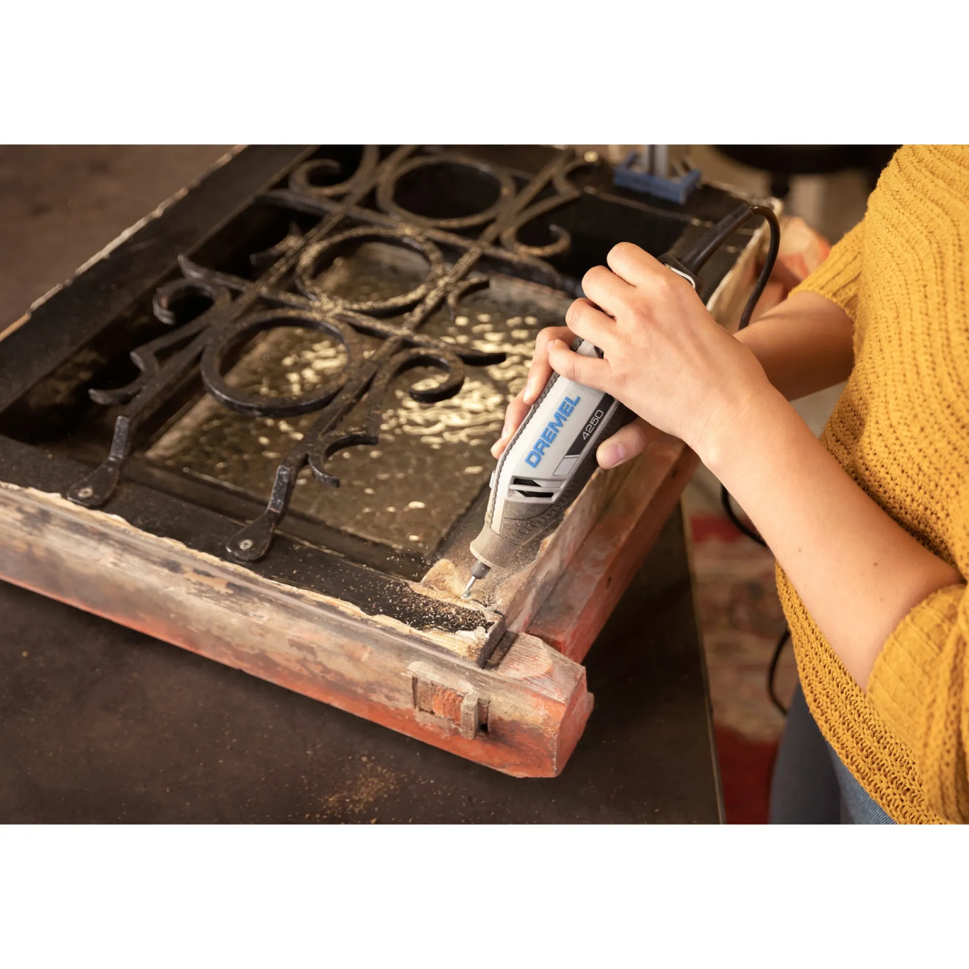 Dremel ® 4250 (4250-3/45) MULTIVÆRKTØJ 230V 175 W