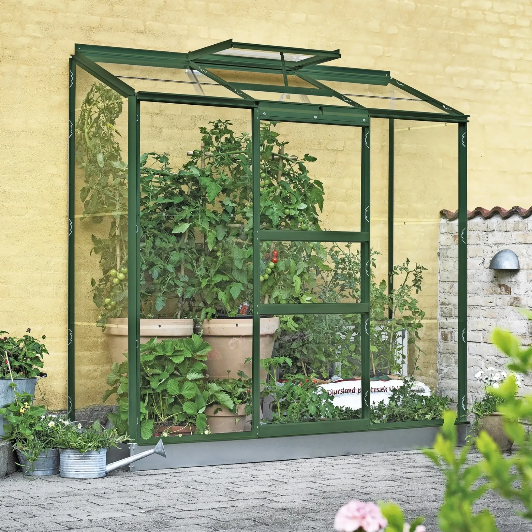 OUTRIUM VÆGDRIVHUS 3 MM DELT GLAS GRØN 1,3 M2
