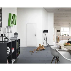 Swedoor ADVANCE-LINE STABLE EFFECT GLAT MASSIV DØR HVID 8X21